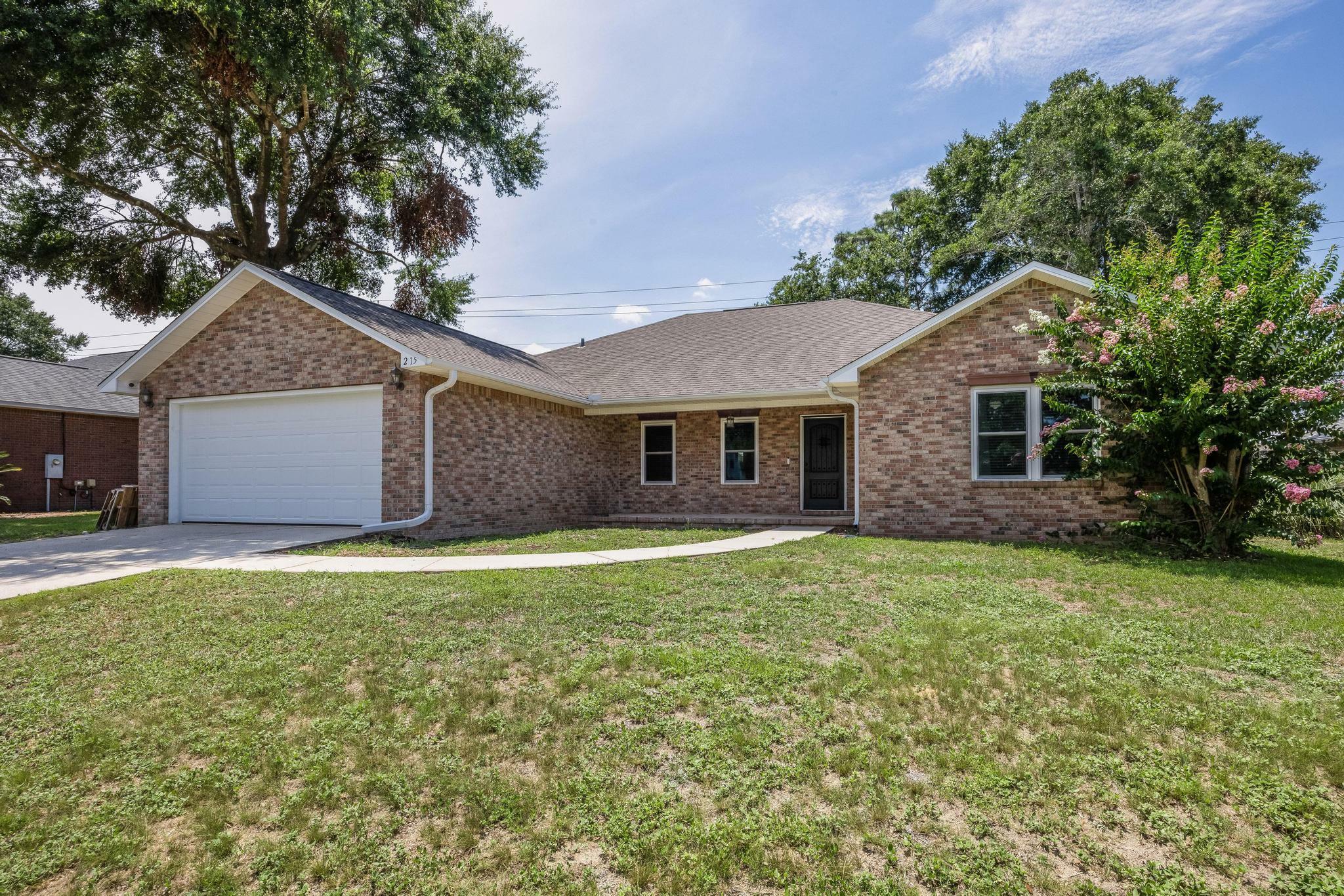 Property Photo:  215 Warrior Street  FL 32536 