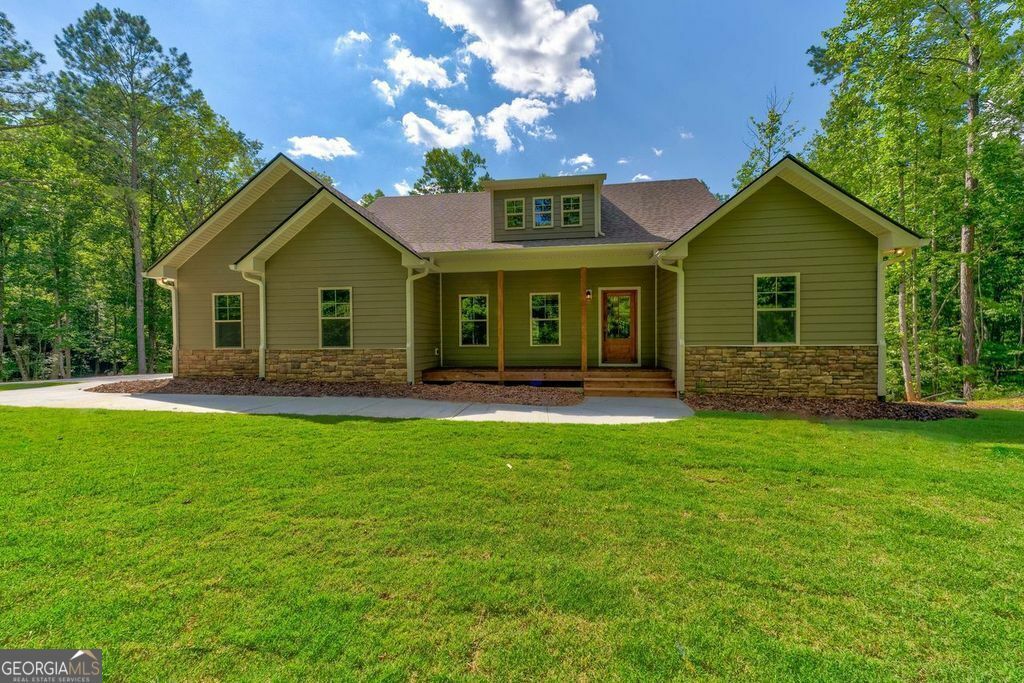 Property Photo:  581 Old Burnt Mtn Rd  GA 30143 