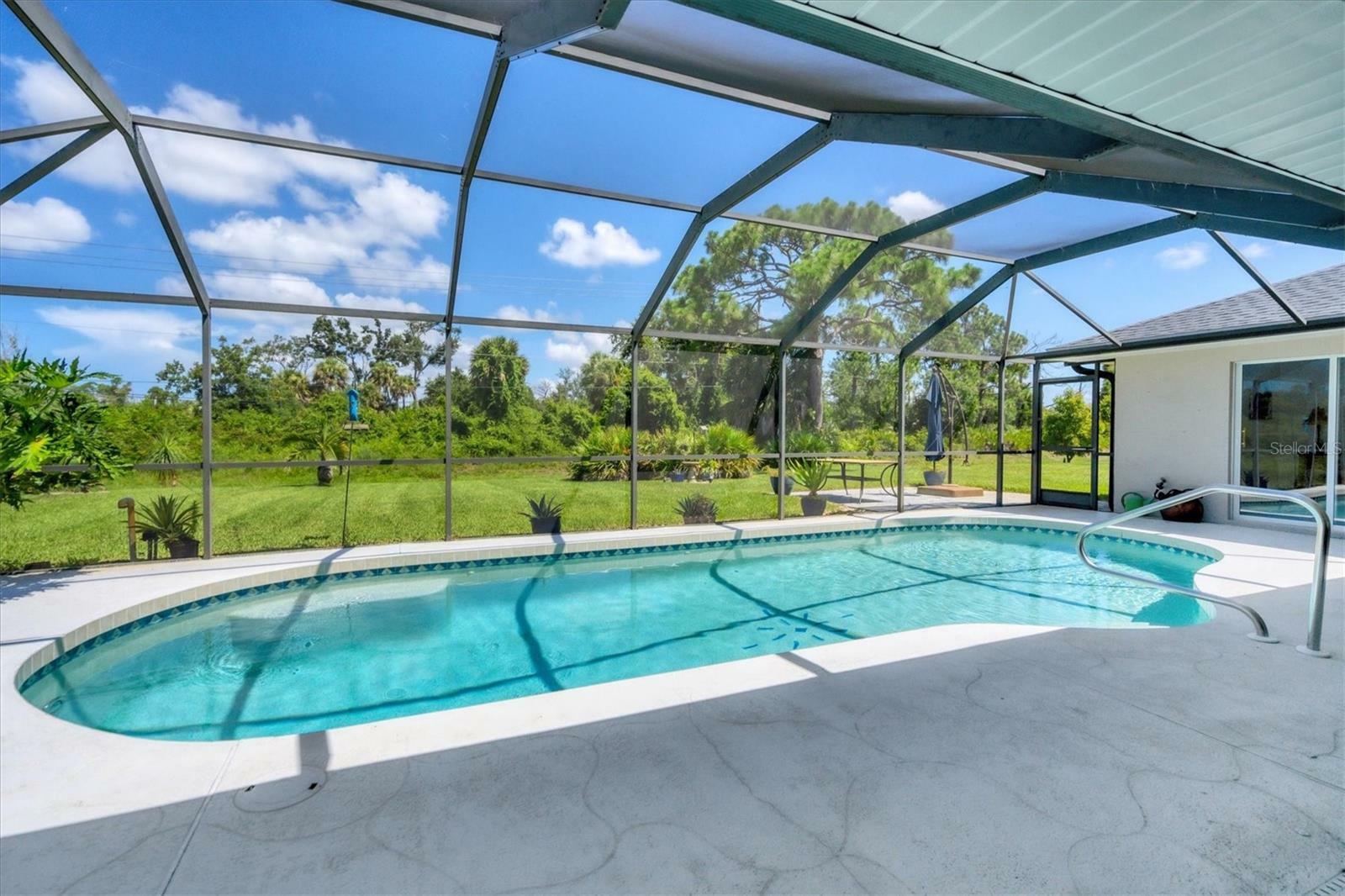 Property Photo:  423 Boundary Boulevard  FL 33947 