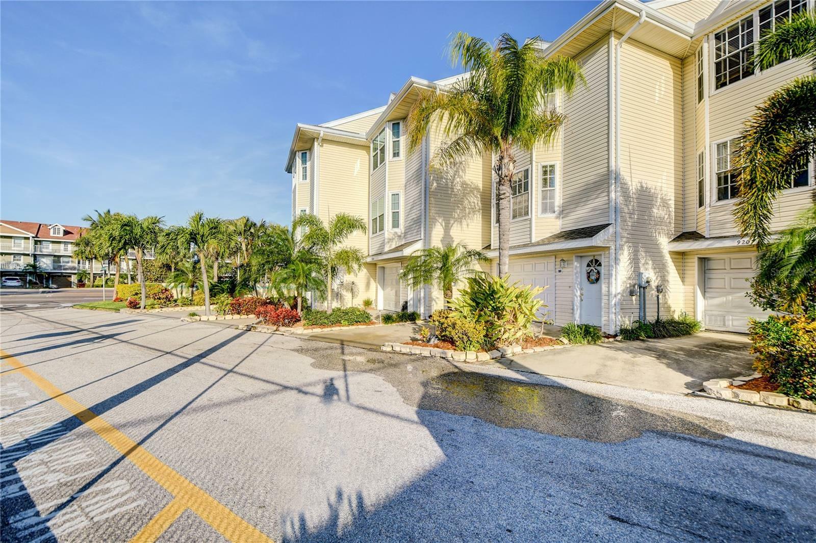 Property Photo:  9205 Captiva Circle  FL 33706 