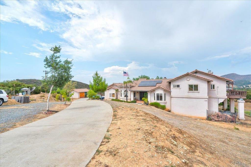 Property Photo:  16625 Lawsons Valley Rd  CA 91935 