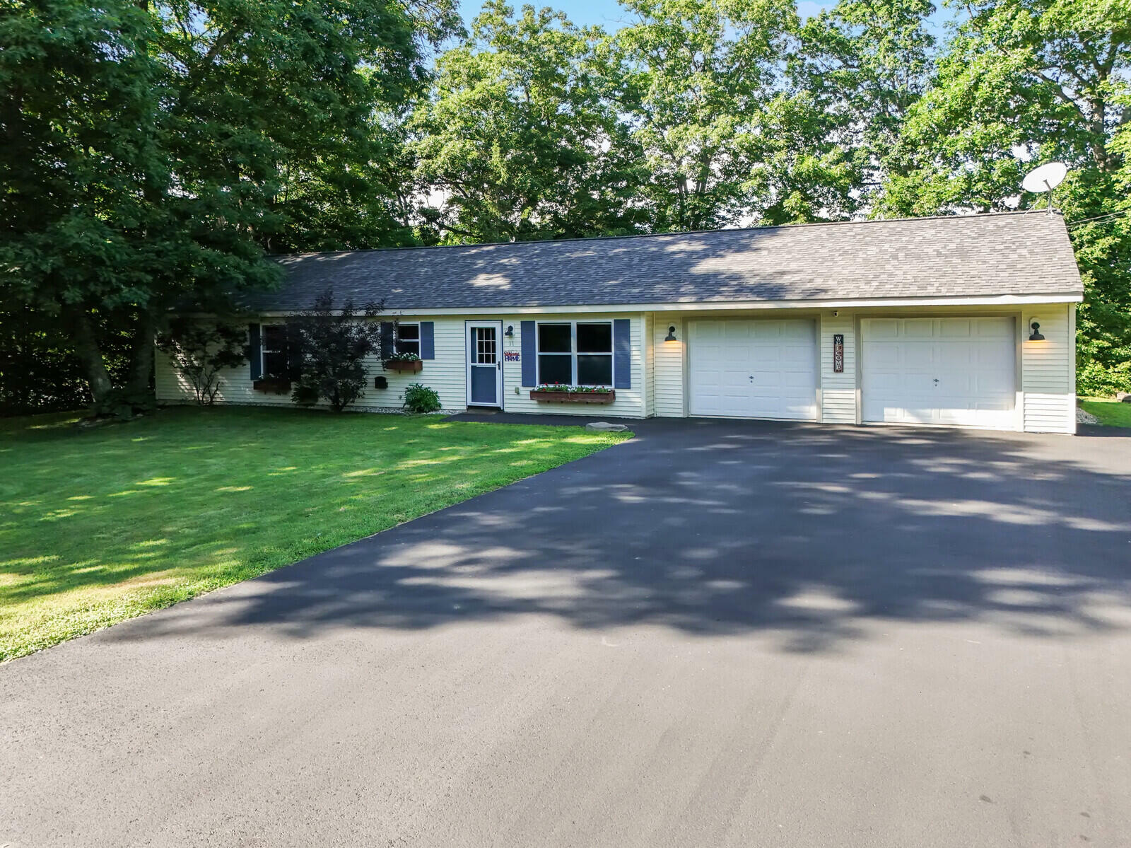 Property Photo: 11 James Road ME 04989