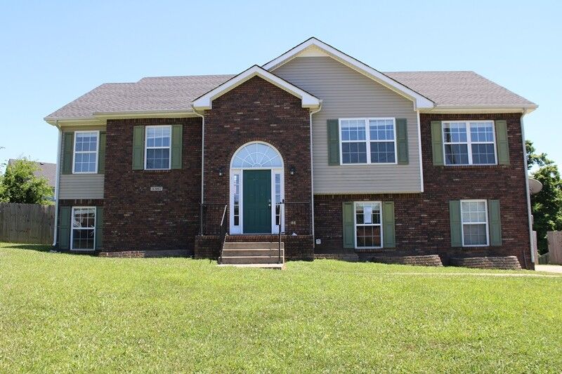 Property Photo: 3387 Quicksilver Ct TN 37042