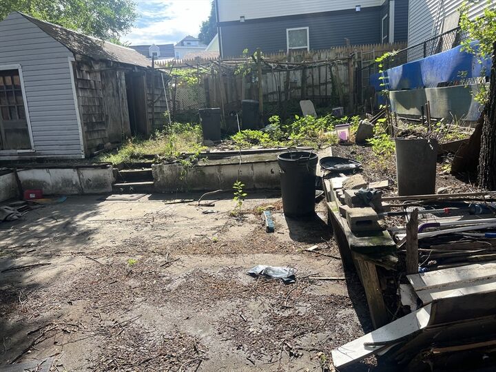 Property Photo:  9 Barclay Street  MA 01851 