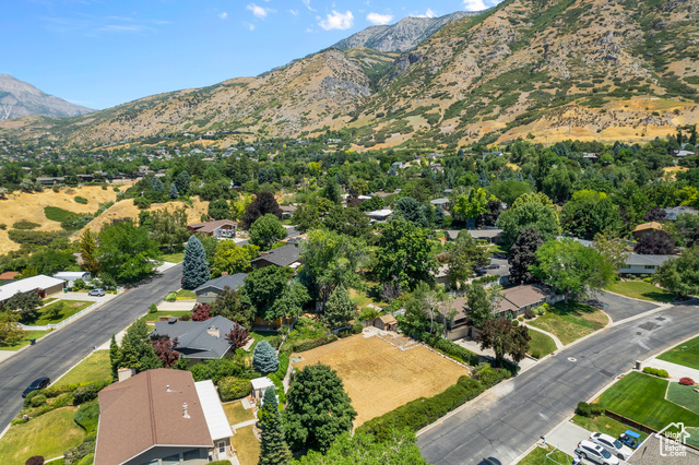 Property Photo: 3272 N Mohawk Ln 9 UT 84604