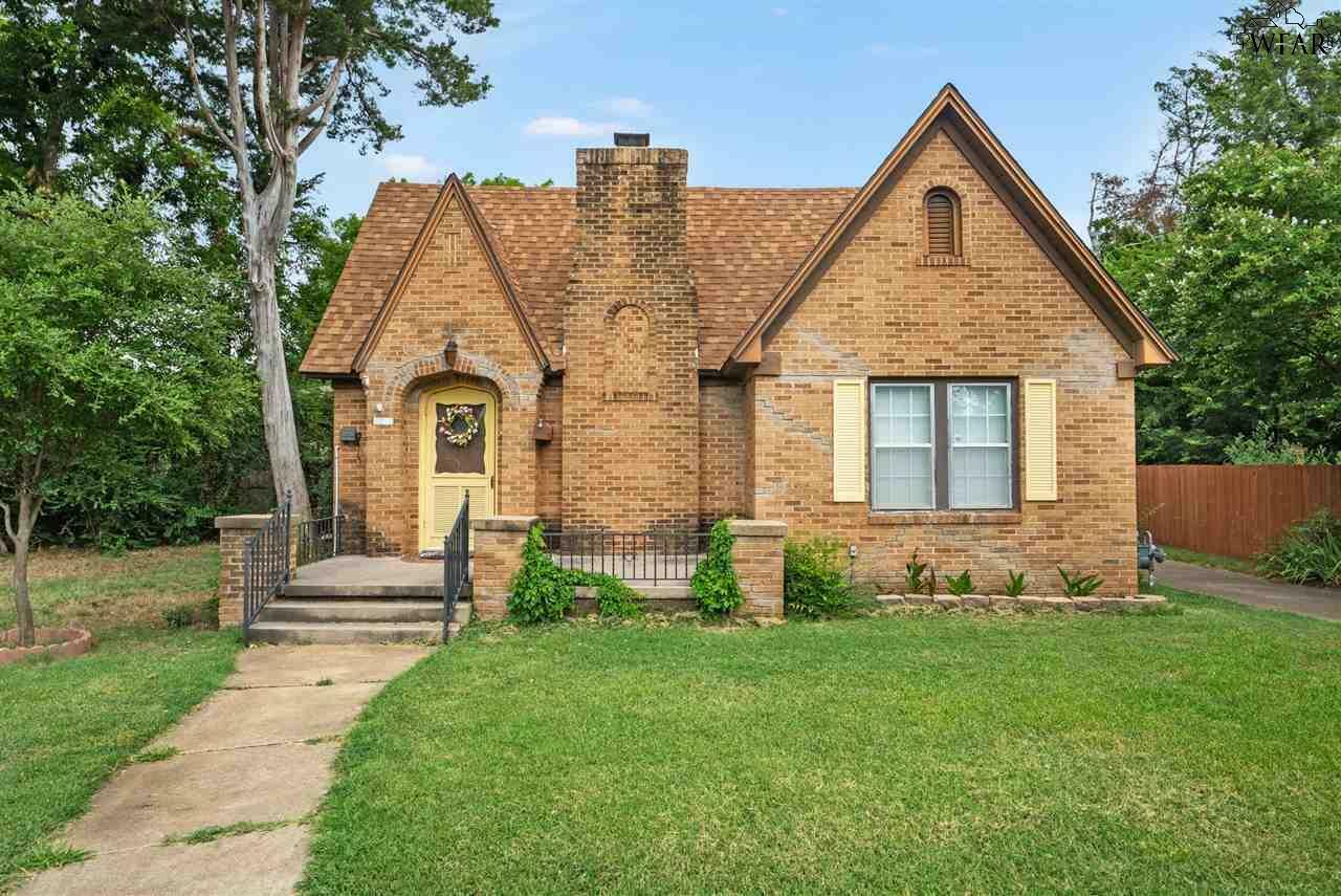 Property Photo:  2212 Harrell Street  TX 76308 