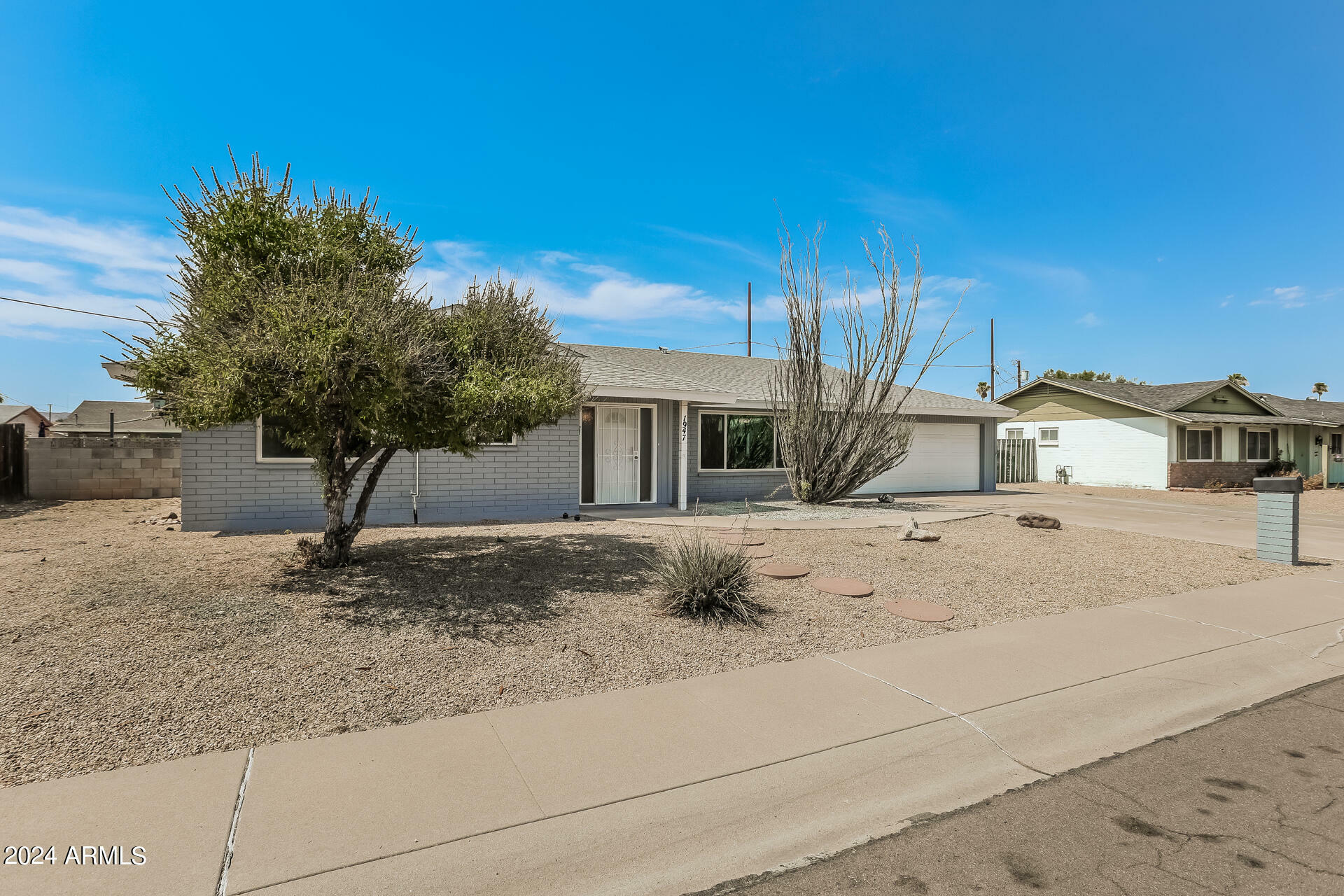 Property Photo:  1947 W Village Drive  AZ 85023 