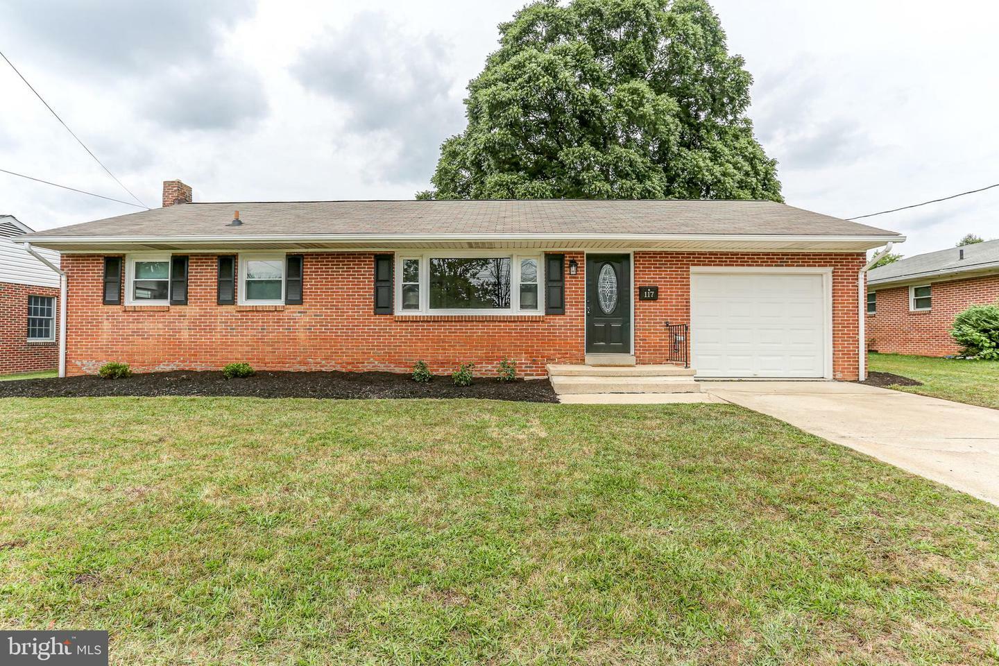 Property Photo:  117 Kuhn Drive  PA 17331 