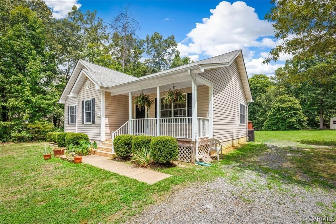 Property Photo:  634 Clover Hill Drive  VA 22546 