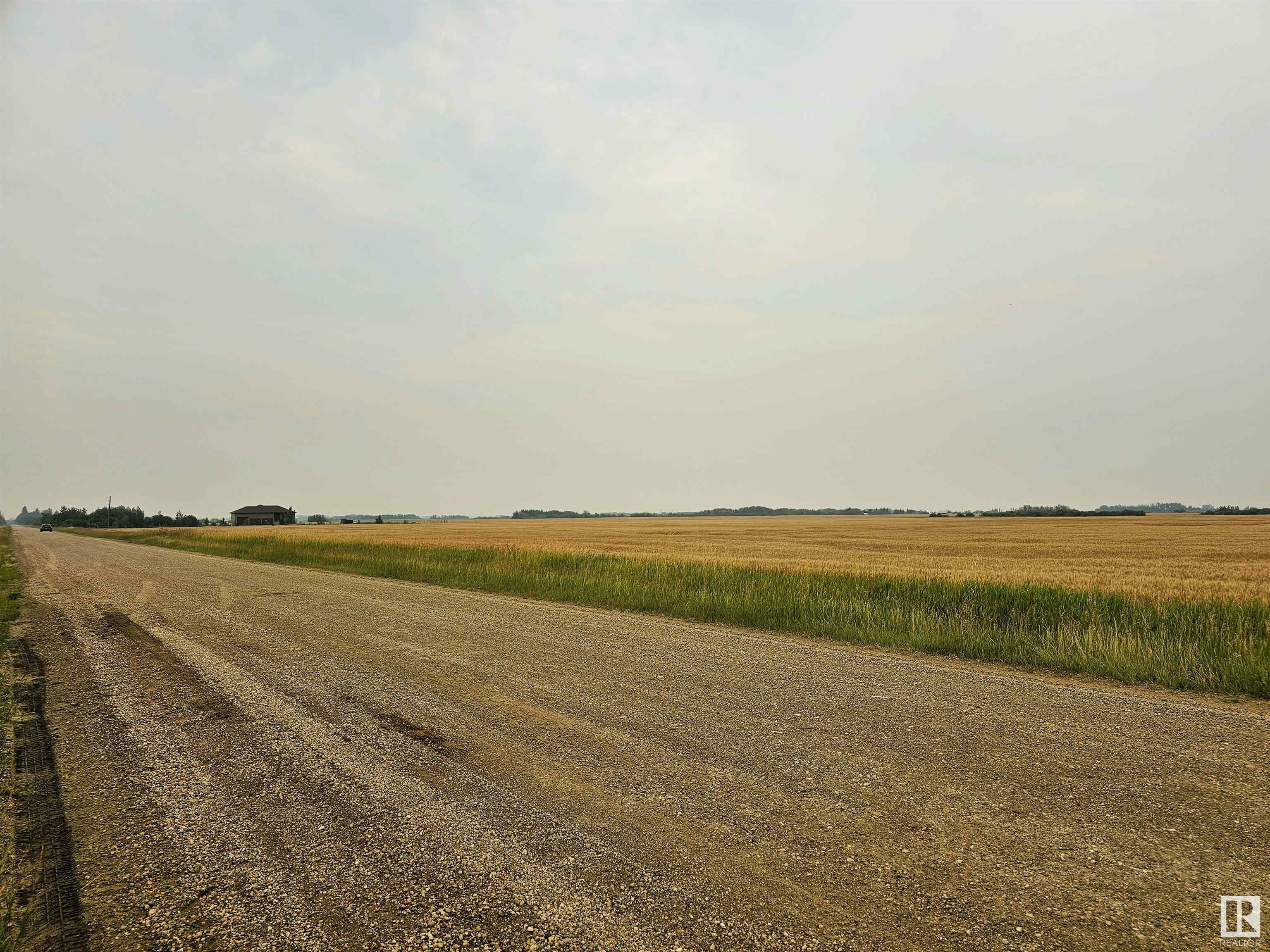 Photo de la propriété:  Range Road 261 Township 554  AB T8R 0M5 