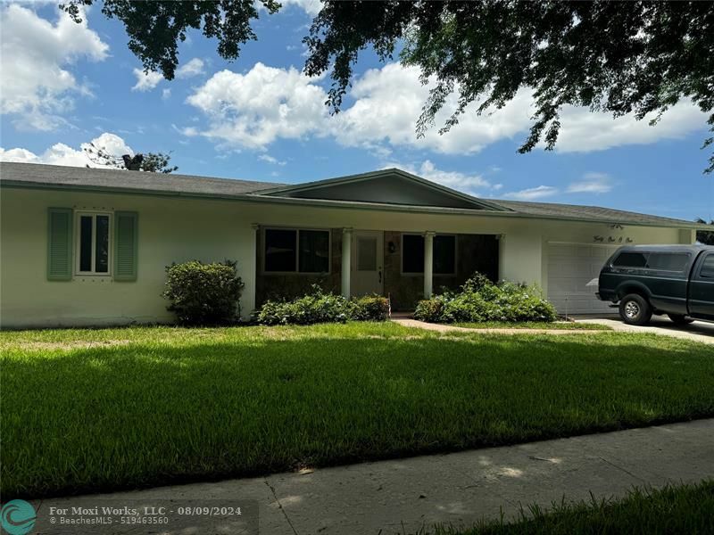 Property Photo:  4101 NW 10th St  FL 33066 