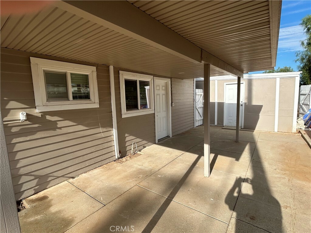 Property Photo:  15081 Wood Rd  CA 92508 