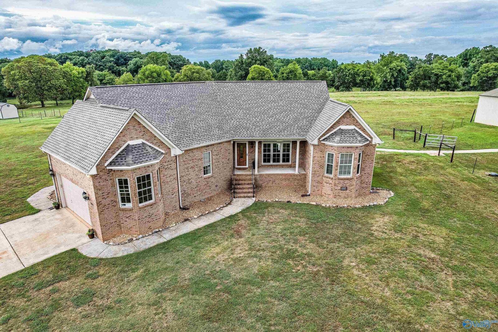 Property Photo: 29895 Harvest Road AL 35773