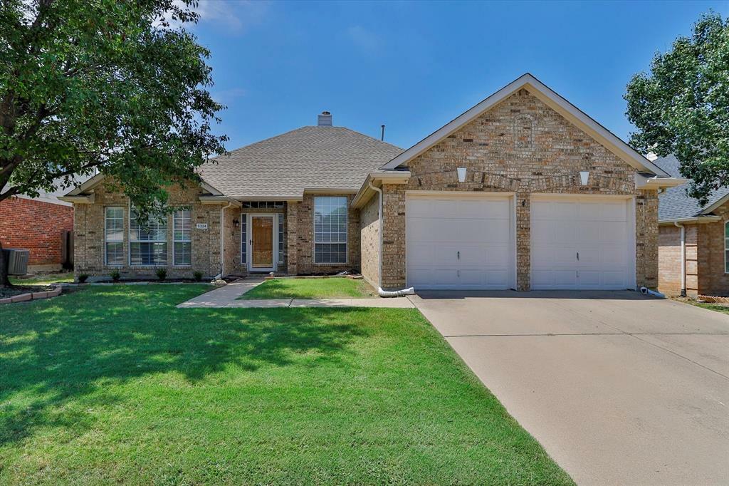 Property Photo:  5324 Fox Run Drive  TX 76137 