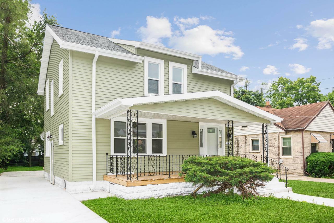 Property Photo:  1865 Park Avenue  WI 53511 