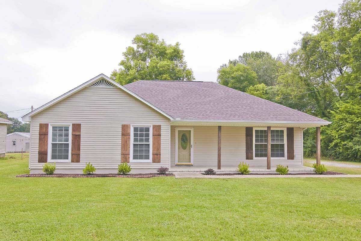 Property Photo:  1950 Co Rd 229  AL 35633 - FLORENCE 