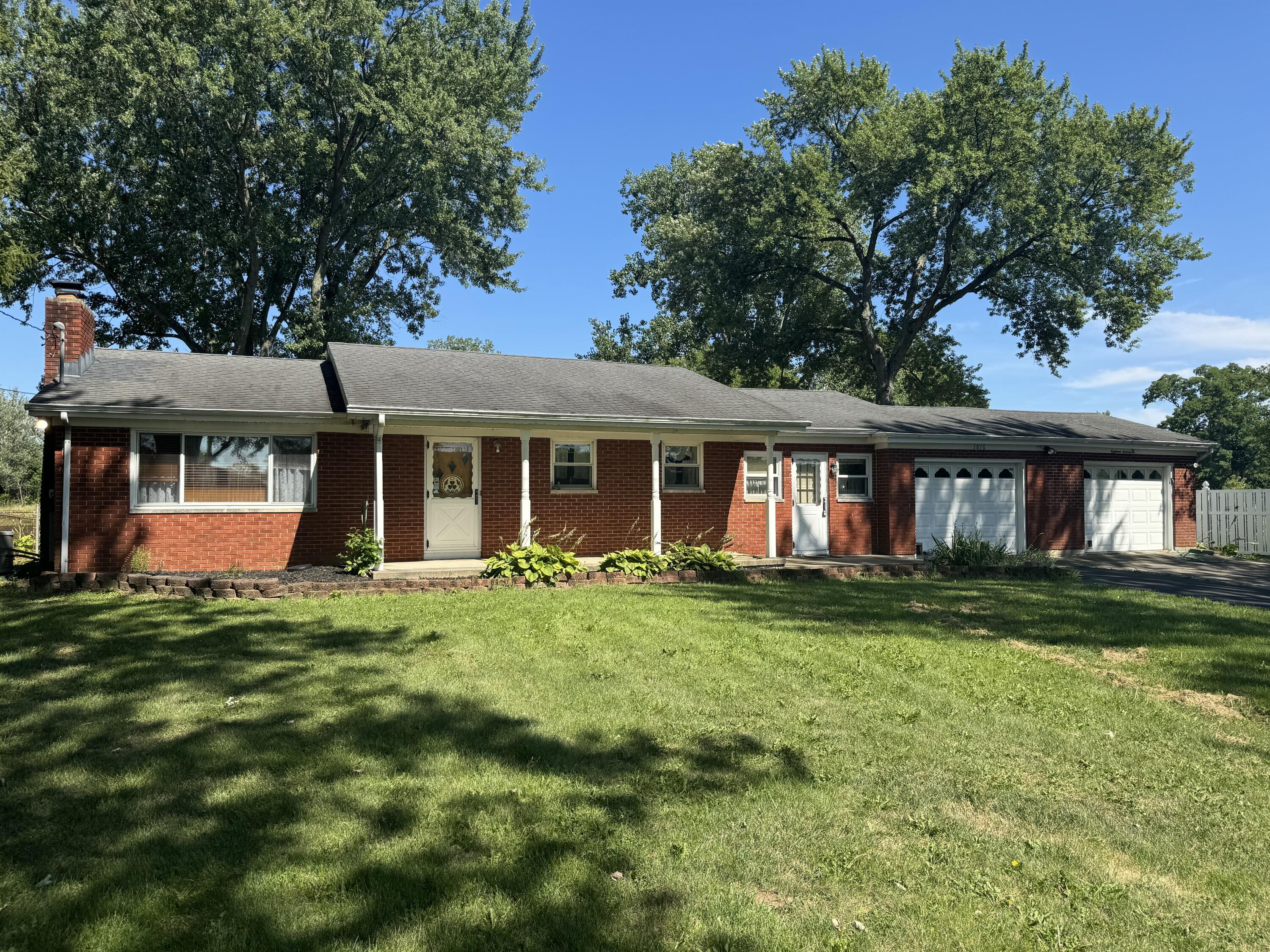 1816 Troy Road  Springfield OH 45504 photo