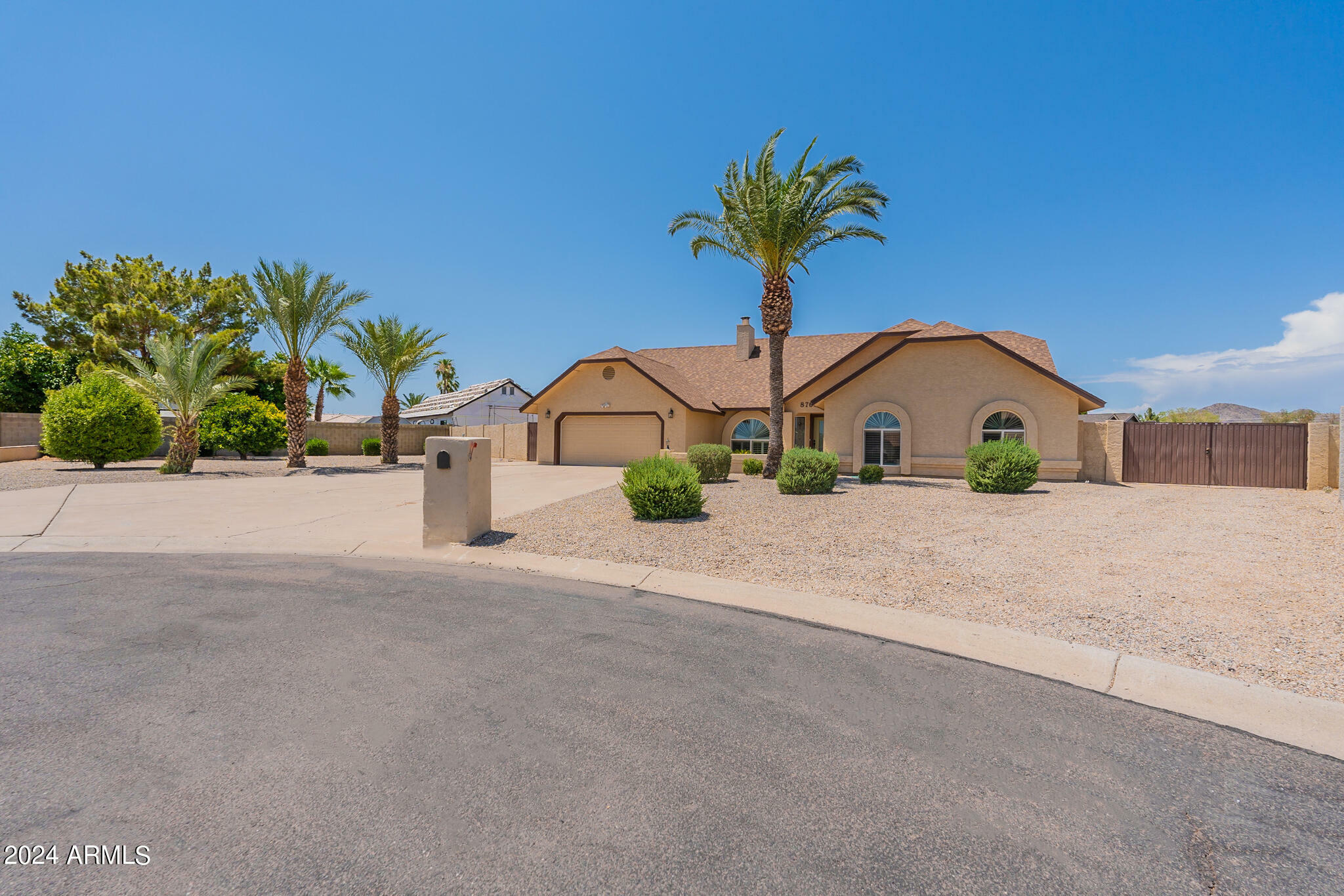 Property Photo:  8768 W Villa Hermosa Drive  AZ 85383 