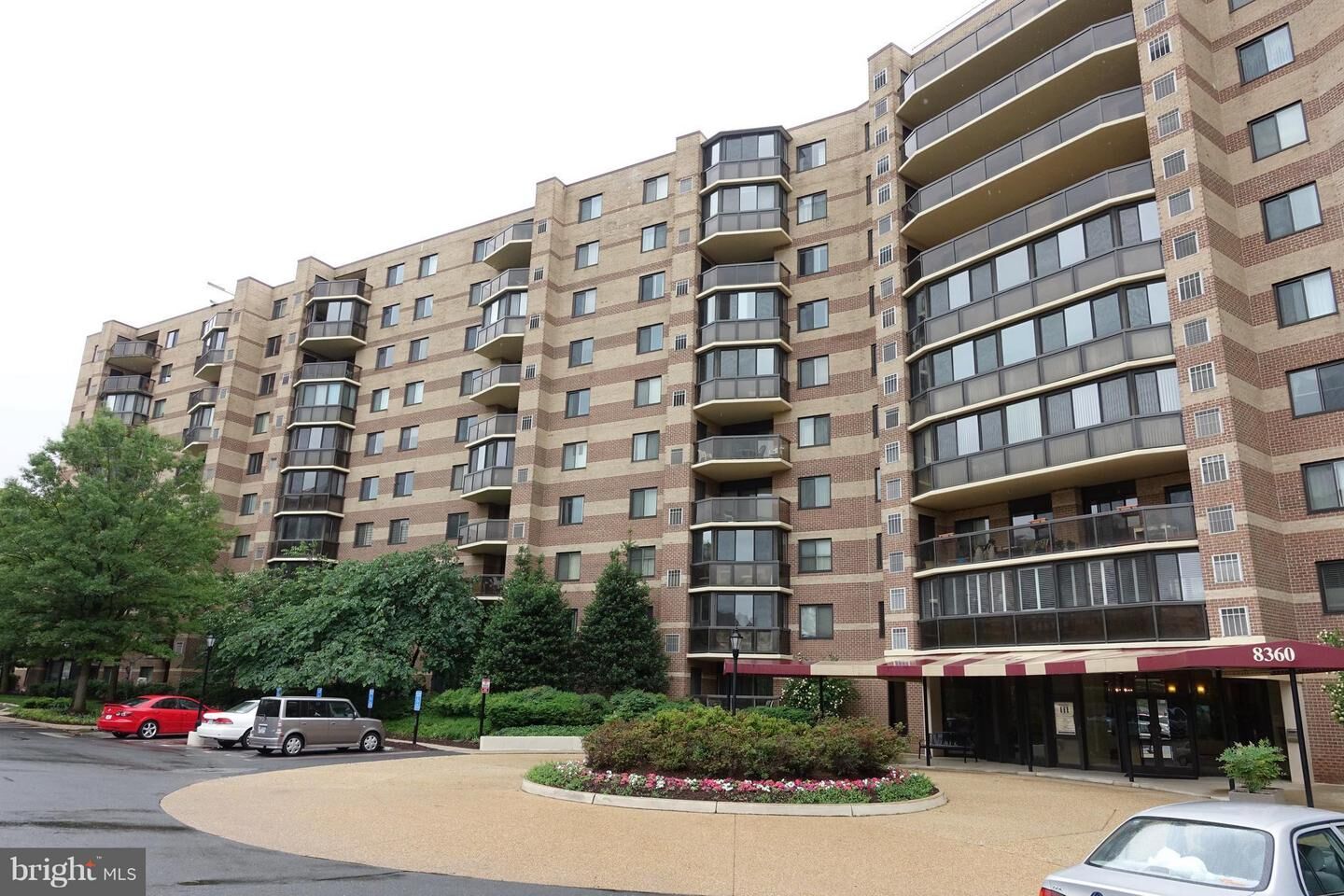 Property Photo: 8340 Greensboro Drive 107 VA 22102