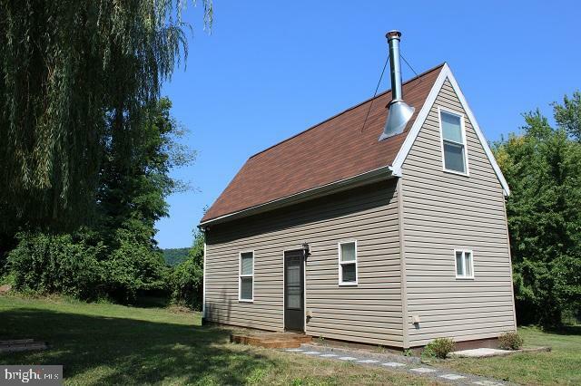 Property Photo:  2962 Back Maitland Road  PA 17044 