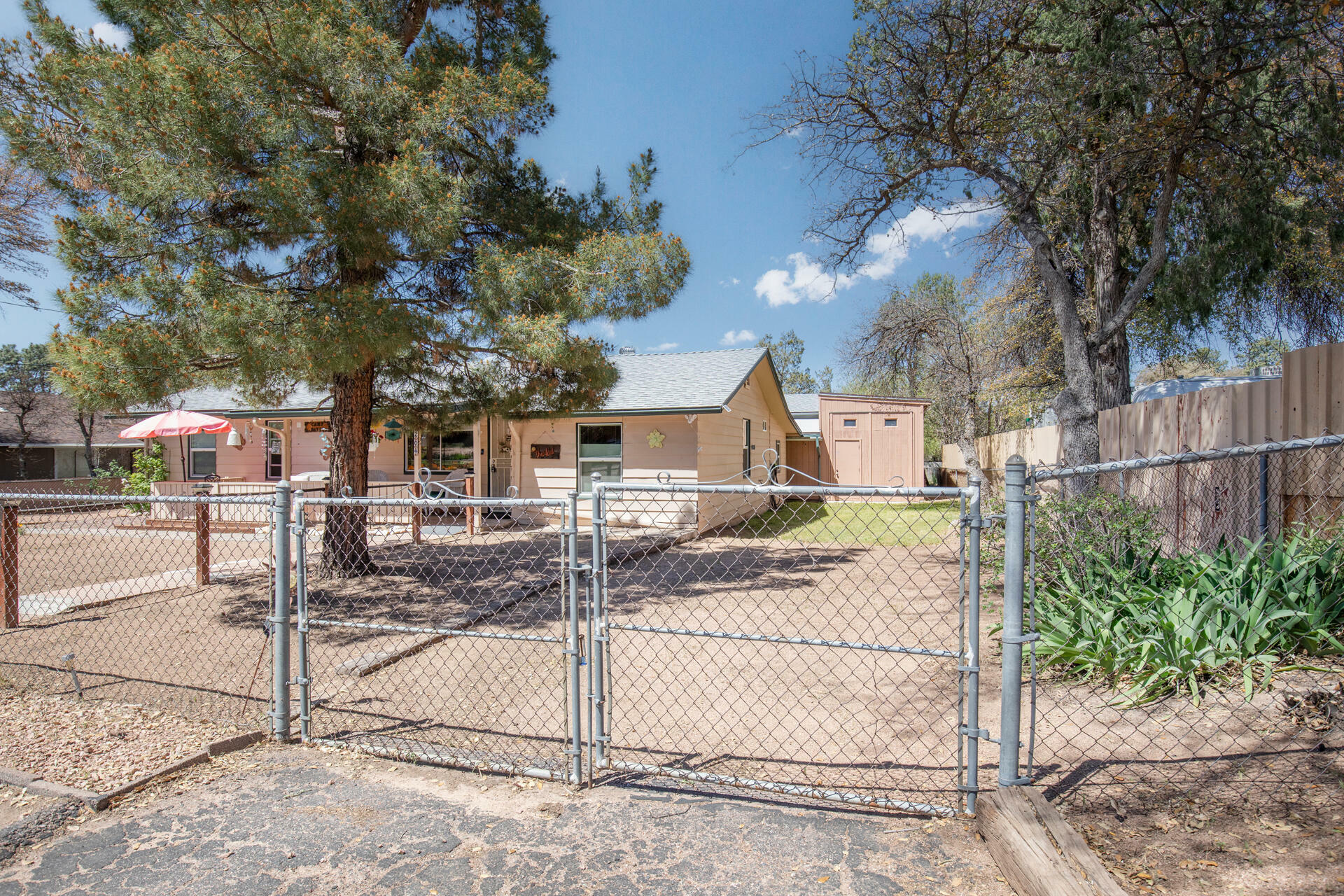 Property Photo:  204 S Bentley Street  AZ 85541 