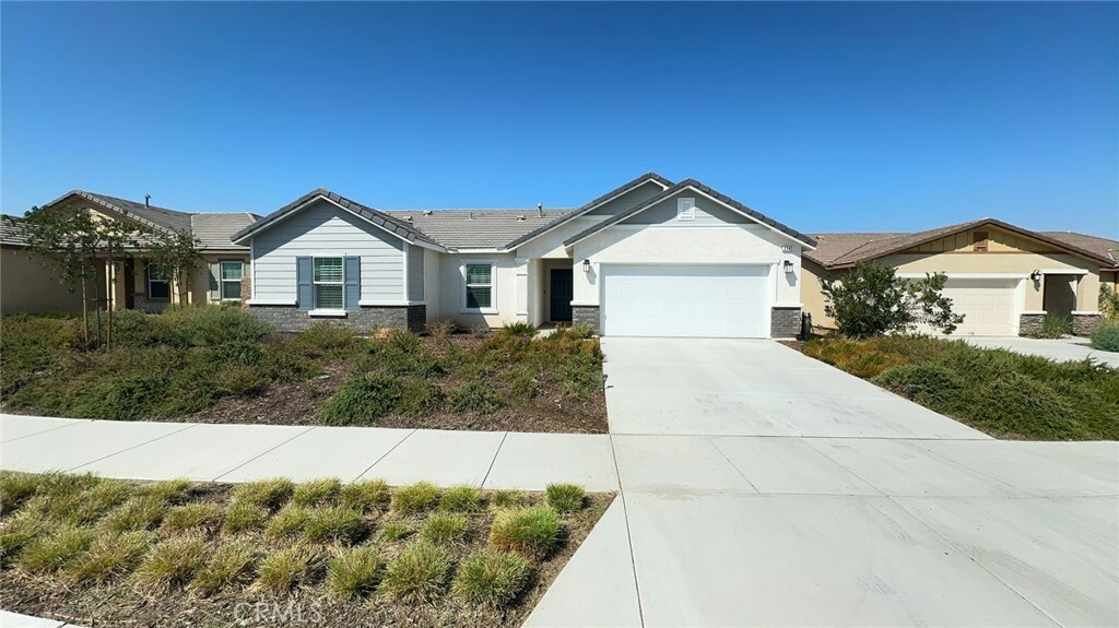 Property Photo:  3141 Stargazer  CA 92543 