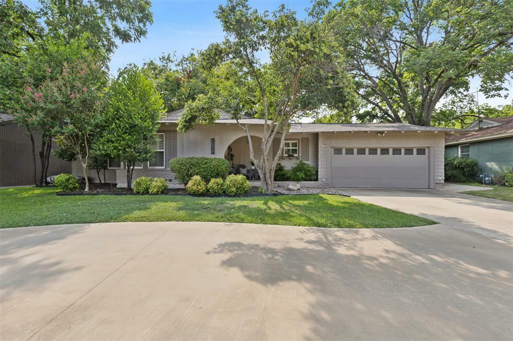 Property Photo:  3916 Trail Lake Drive  TX 76109 