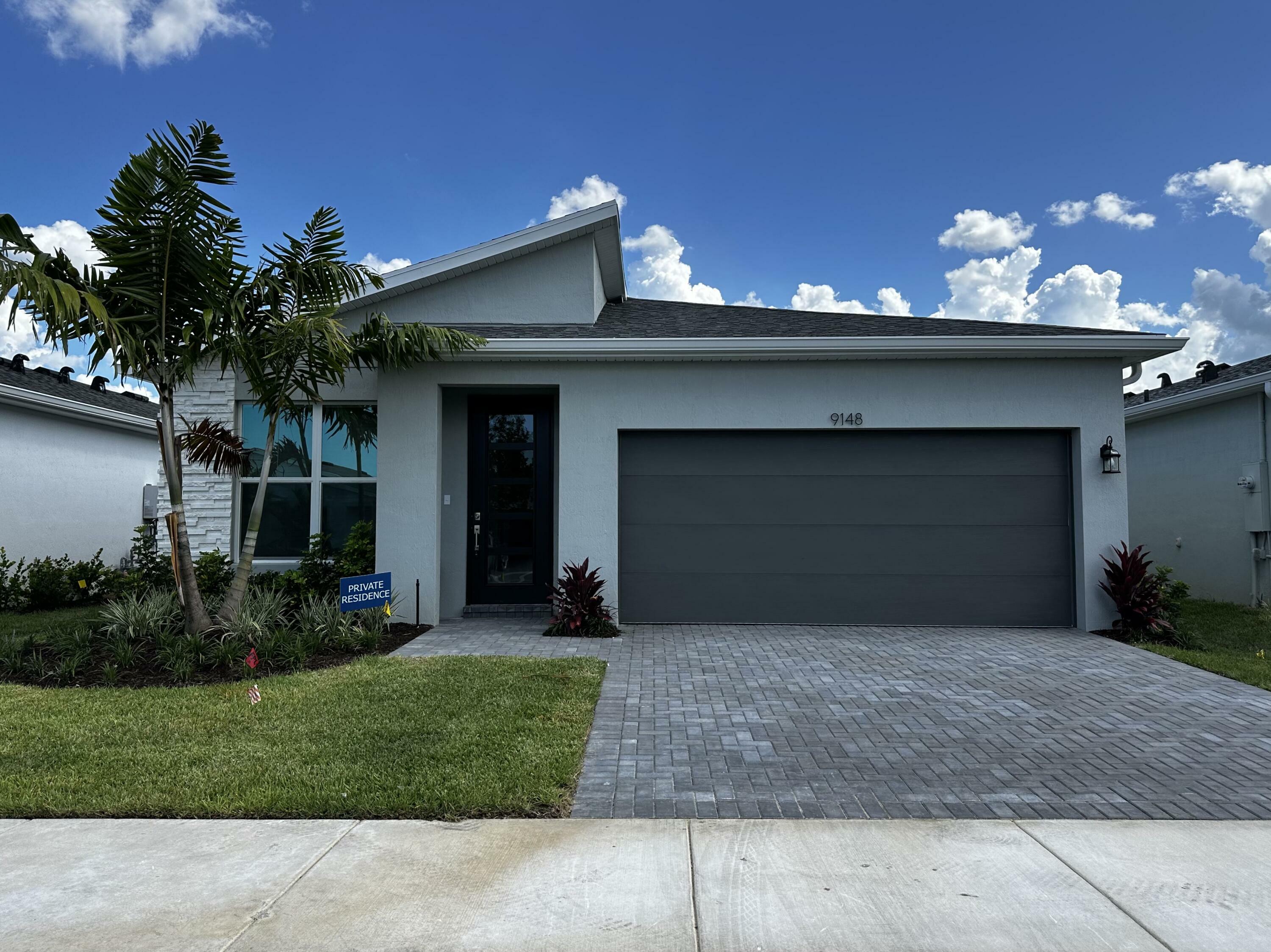 Property Photo:  9148 SW Remy Lane  FL 34987 