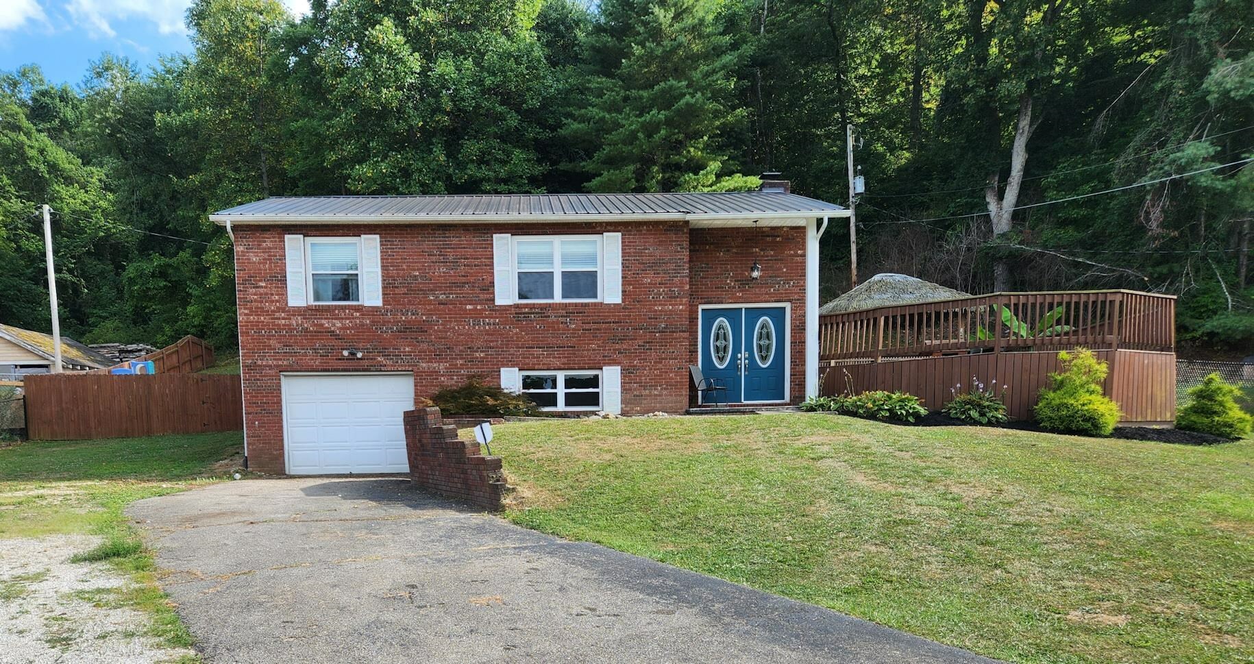 Property Photo:  2602 Cannonsburg Road  KY 41129 