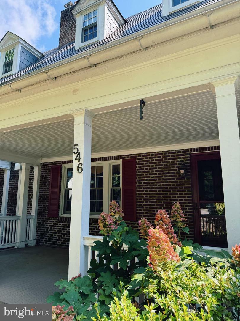 Property Photo:  546 W University Parkway  MD 21210 