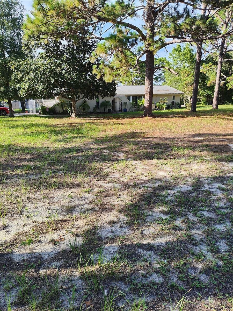 Property Photo:  10615 Hudson Avenue  FL 34669 