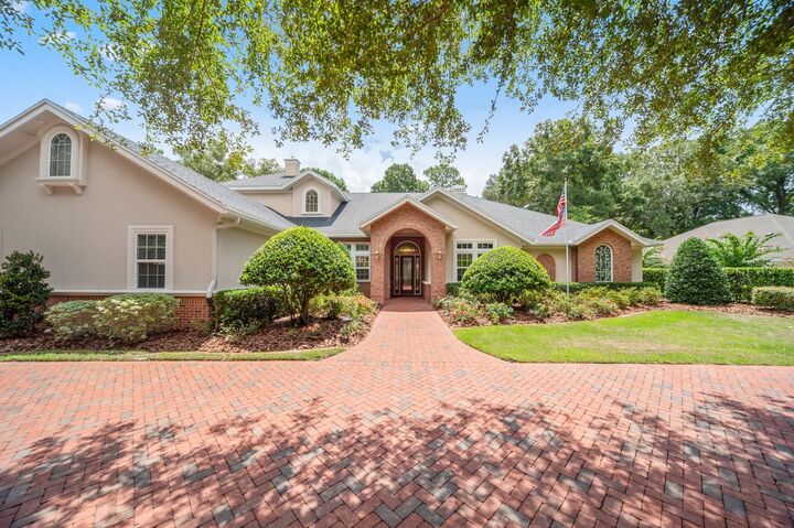 Property Photo:  4623 SW 105th Drive  FL 32608 