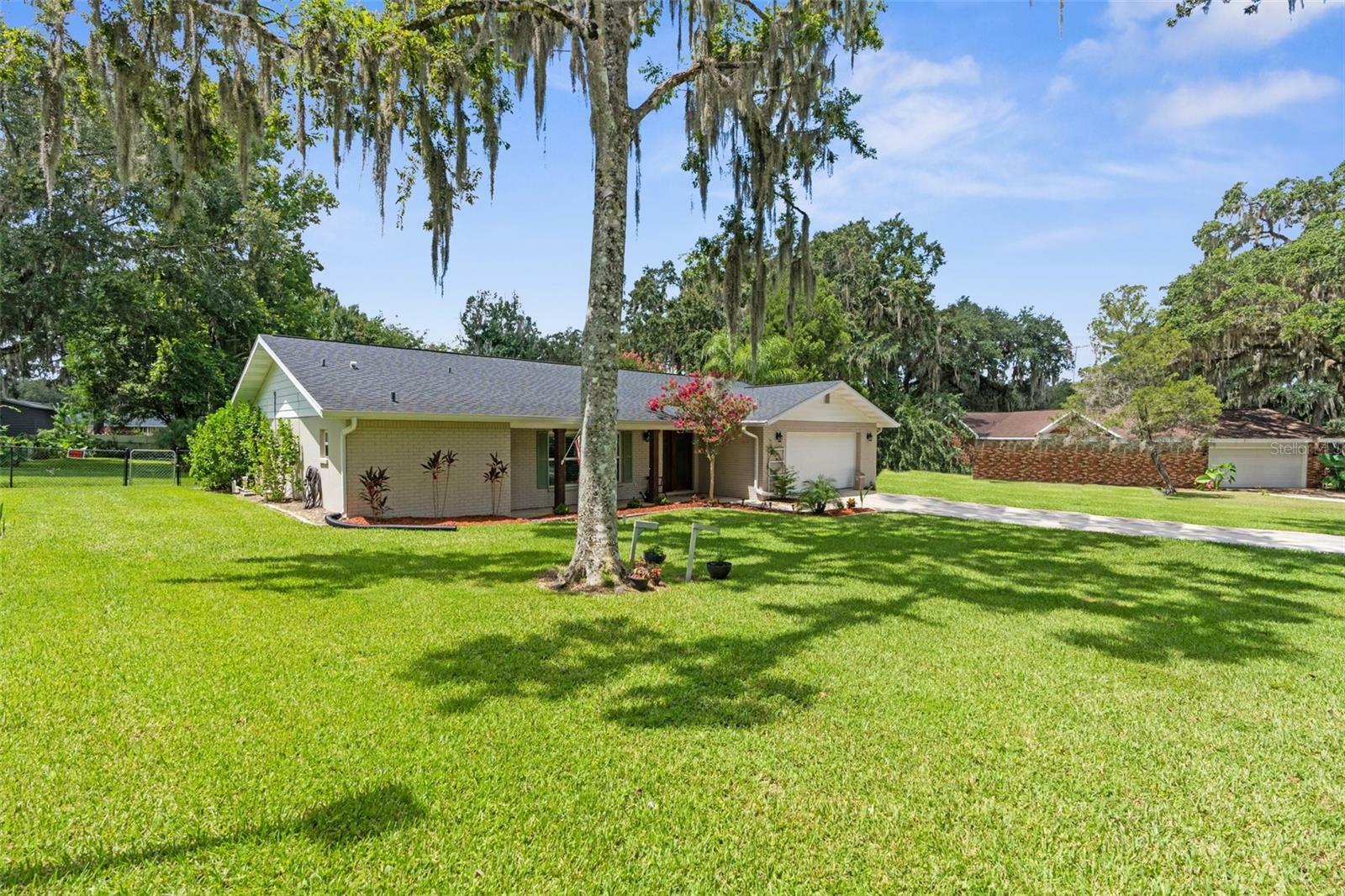 Property Photo:  10240 Trudy Lynn Drive  FL 34601 