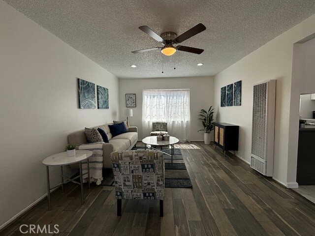 Property Photo:  2551 E Madison Street  CA 90810 