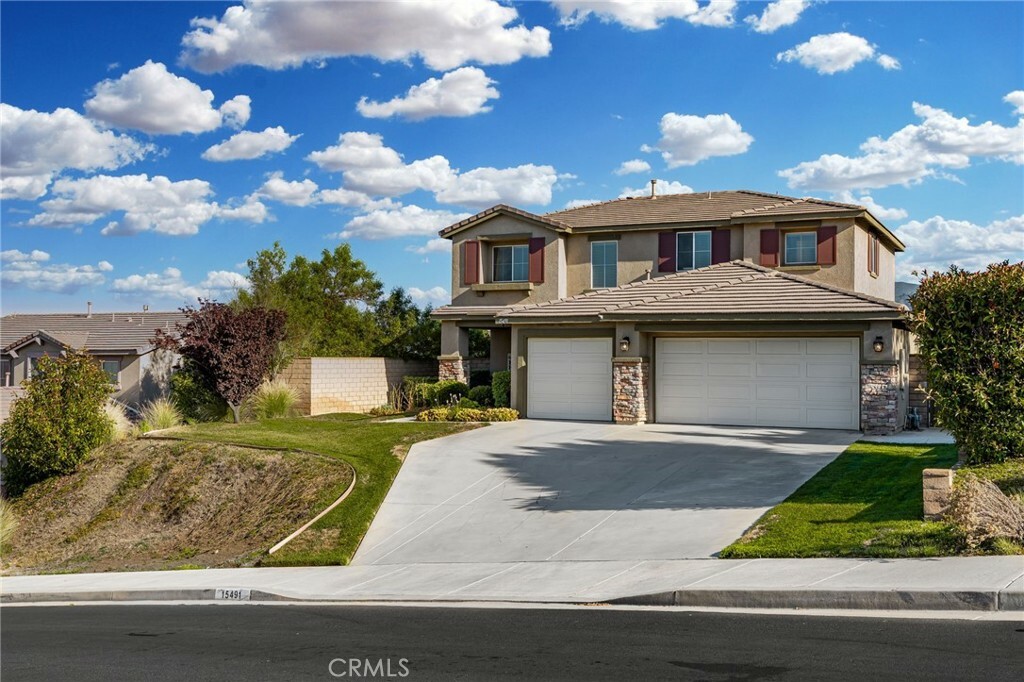 Property Photo: 15491 Solstice Court CA 92530