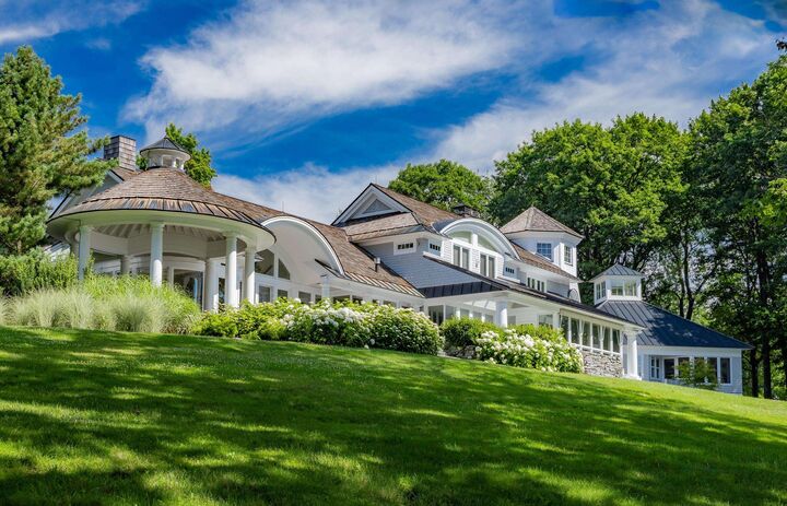 Property Photo:  4064 Harbor Road  VT 05482 