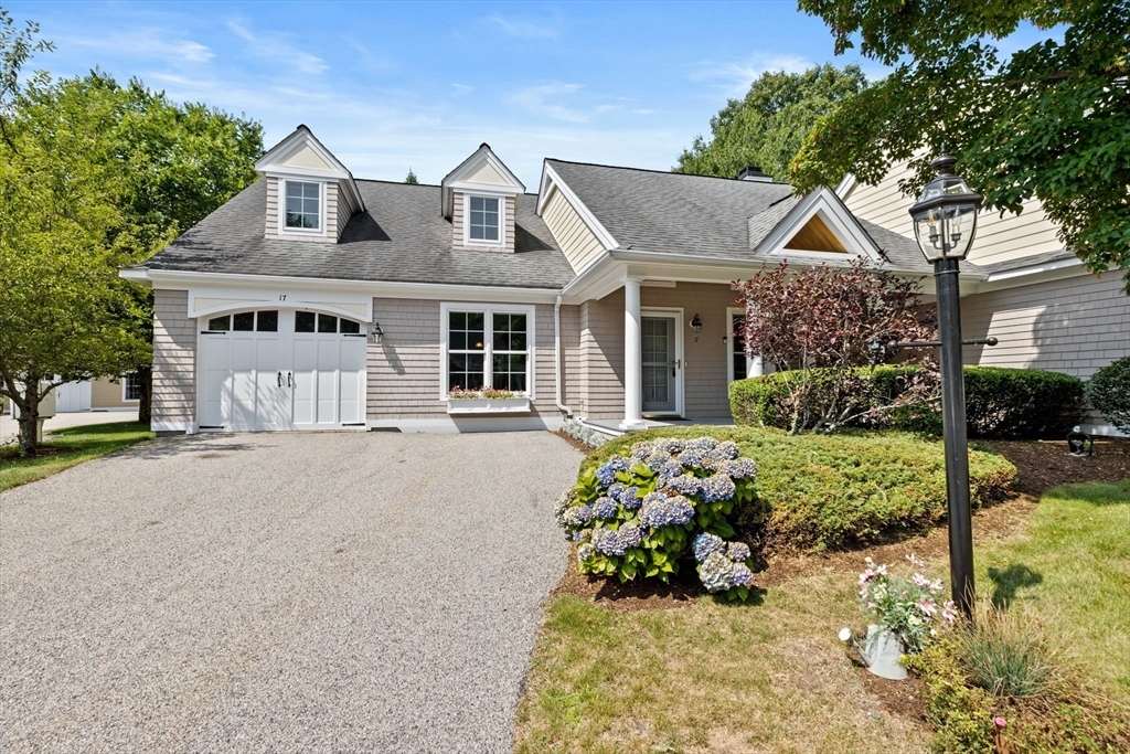 Property Photo:  17 Winterberry Ln 17  MA 02339 