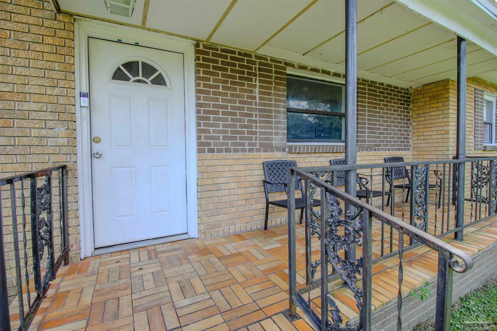 Property Photo:  5721 Perkins St  FL 32526 