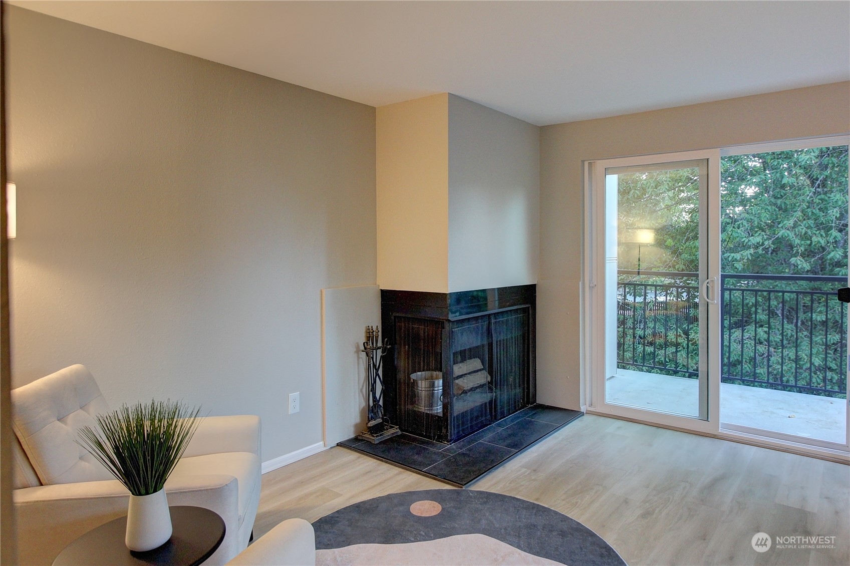 Property Photo:  230 SW Clark Street C304  WA 98027 