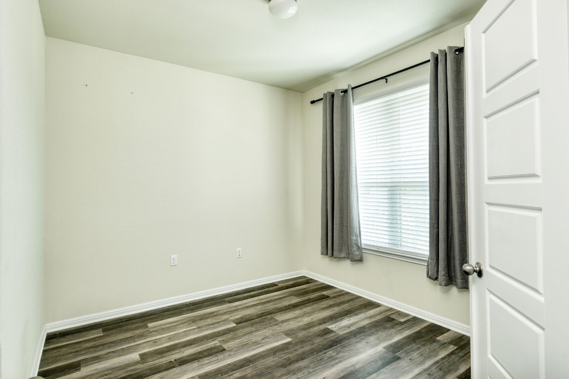 Property Photo: 10001 Dalliance Lane TX 78653
