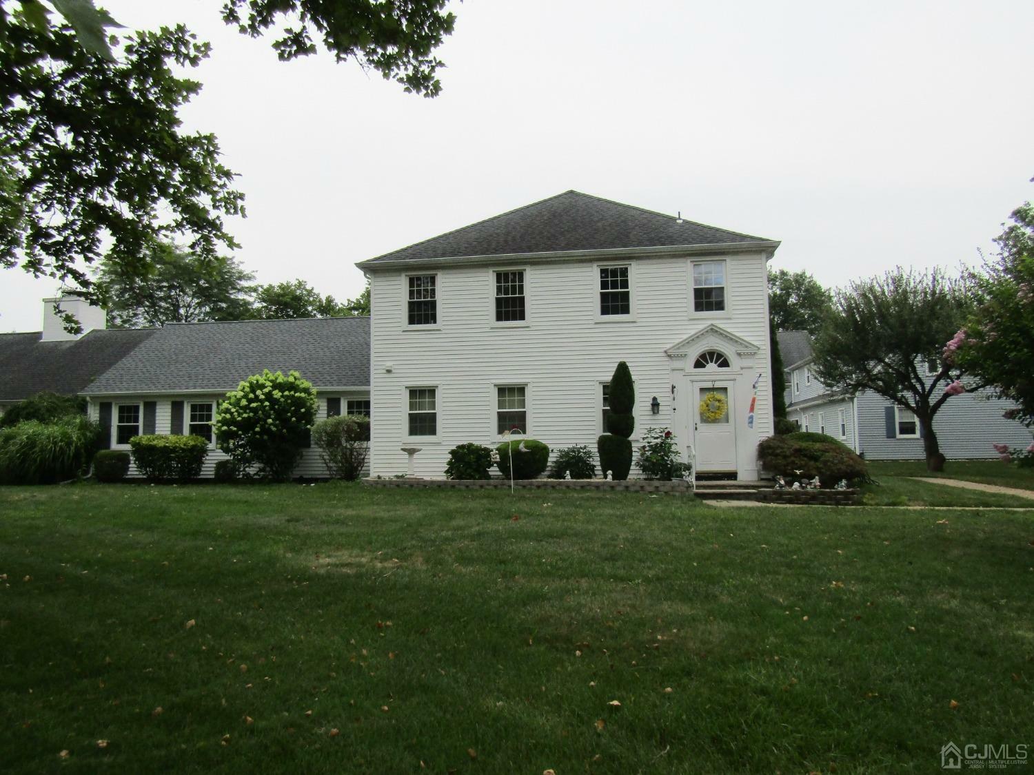 Property Photo:  47 Concord Lane O  NJ 08831 