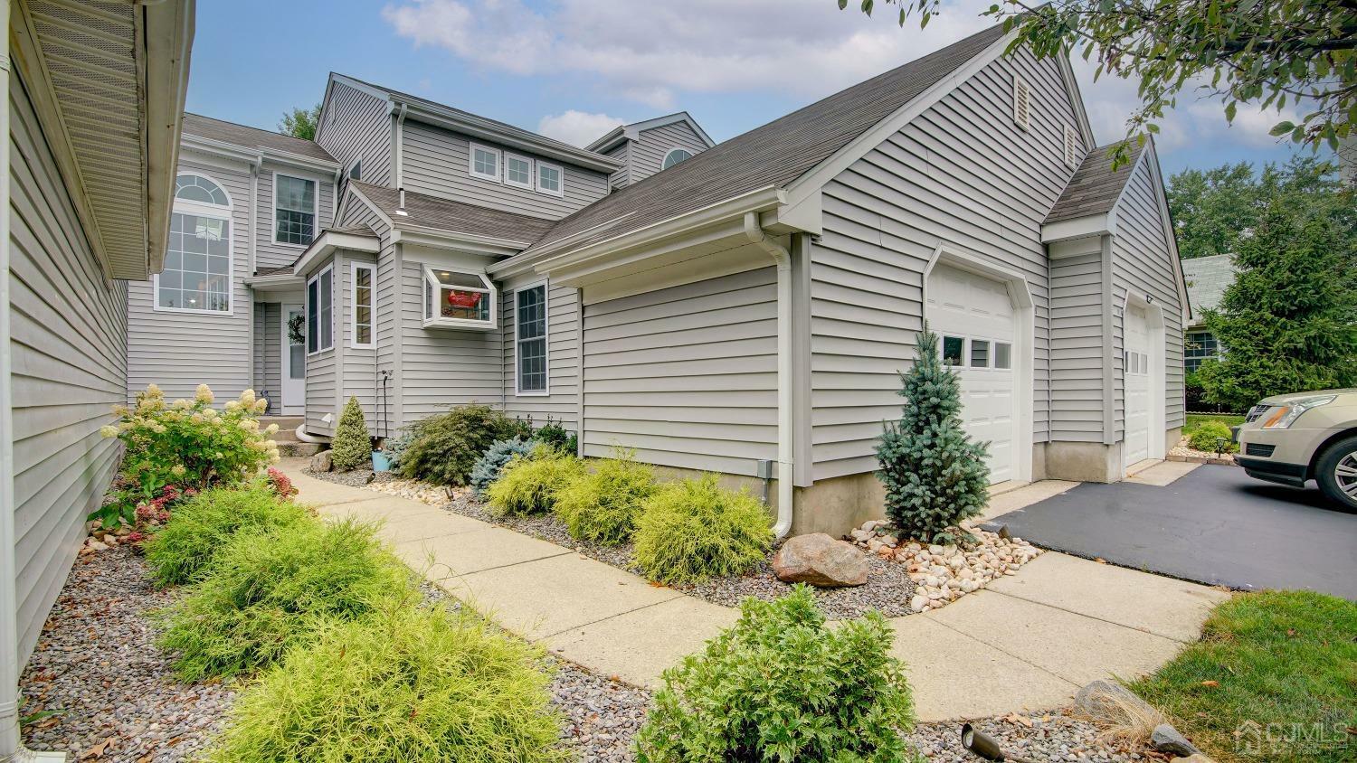 Property Photo:  4-B Rutherford Hayes Drive B  NJ 08831 