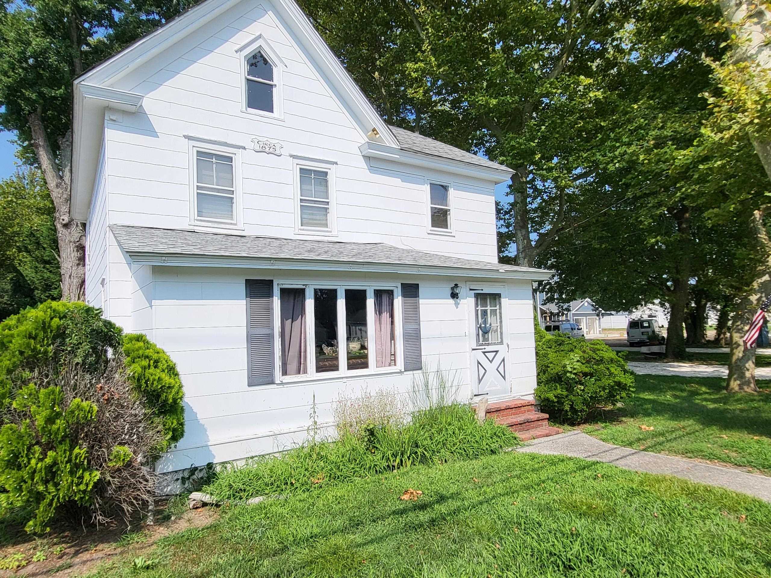 Property Photo:  693 Townbank  NJ 08204 