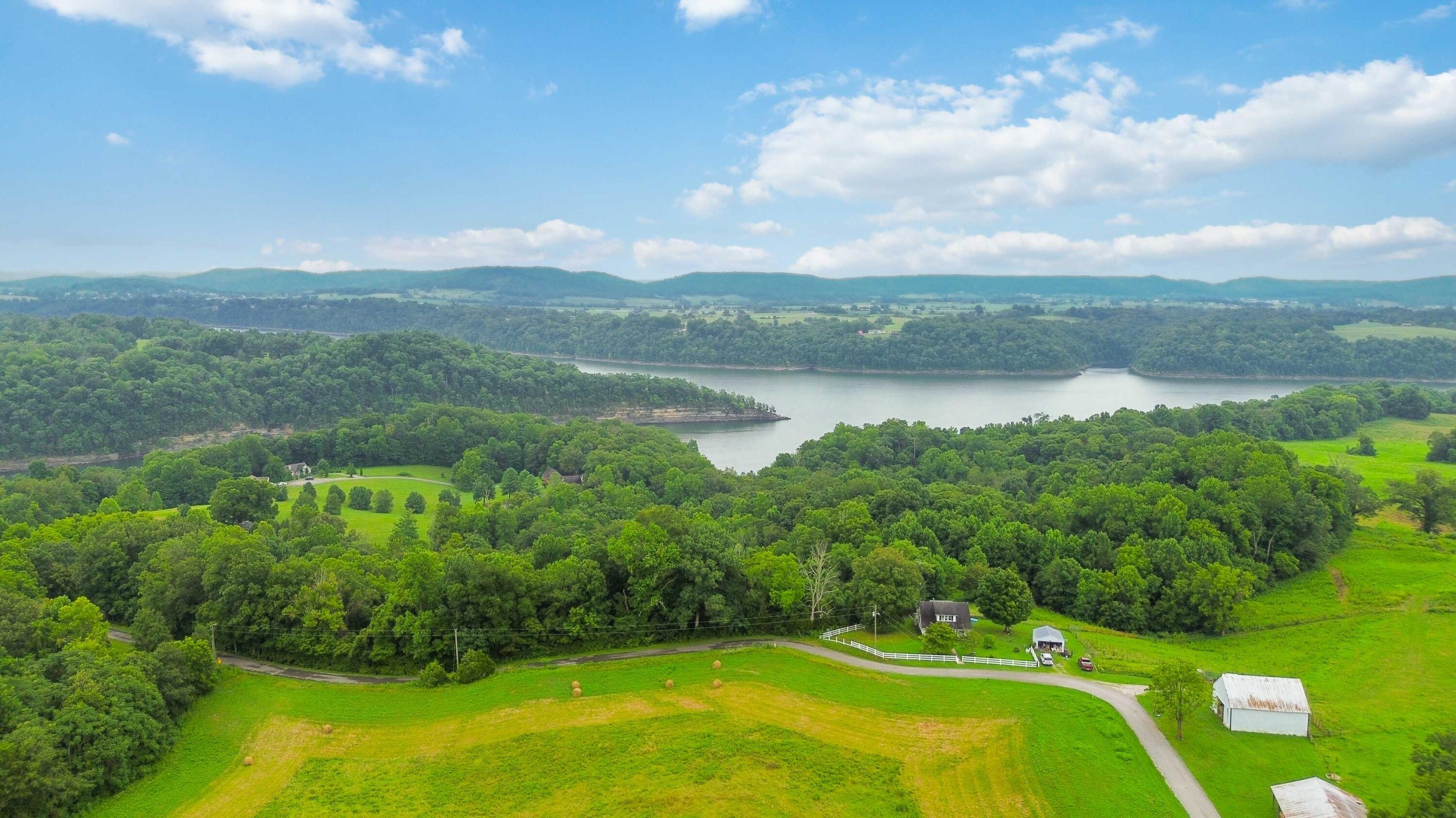 Property Photo:  75 Fishing Creek Road  KY 42544 