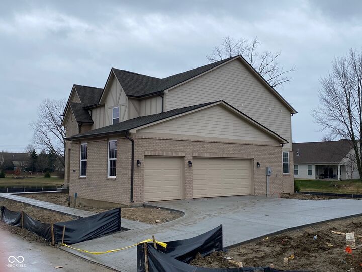 Property Photo:  6902 Enclave Drive  IN 46055 