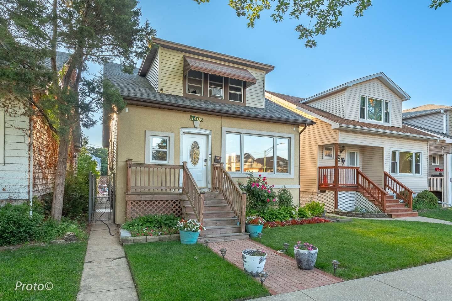 Property Photo:  5465 N Marmora Avenue 1  IL 60630 