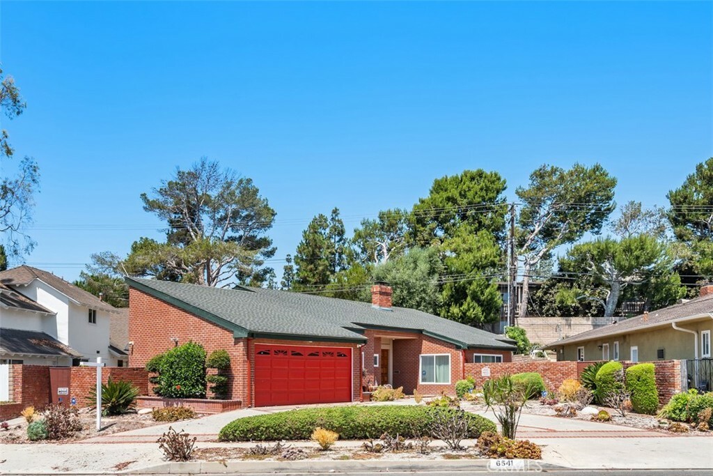 Property Photo:  6541 Wooster Avenue  CA 90056 