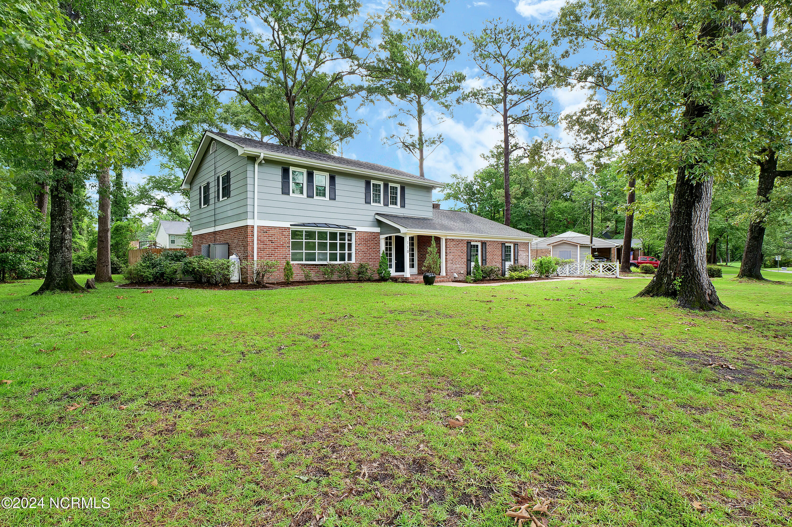 Property Photo:  118 Brookview Drive  NC 28540 