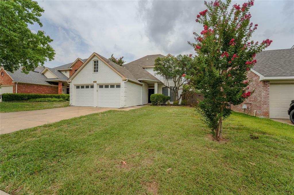 Property Photo:  1514 Dublin Circle  TX 76051 