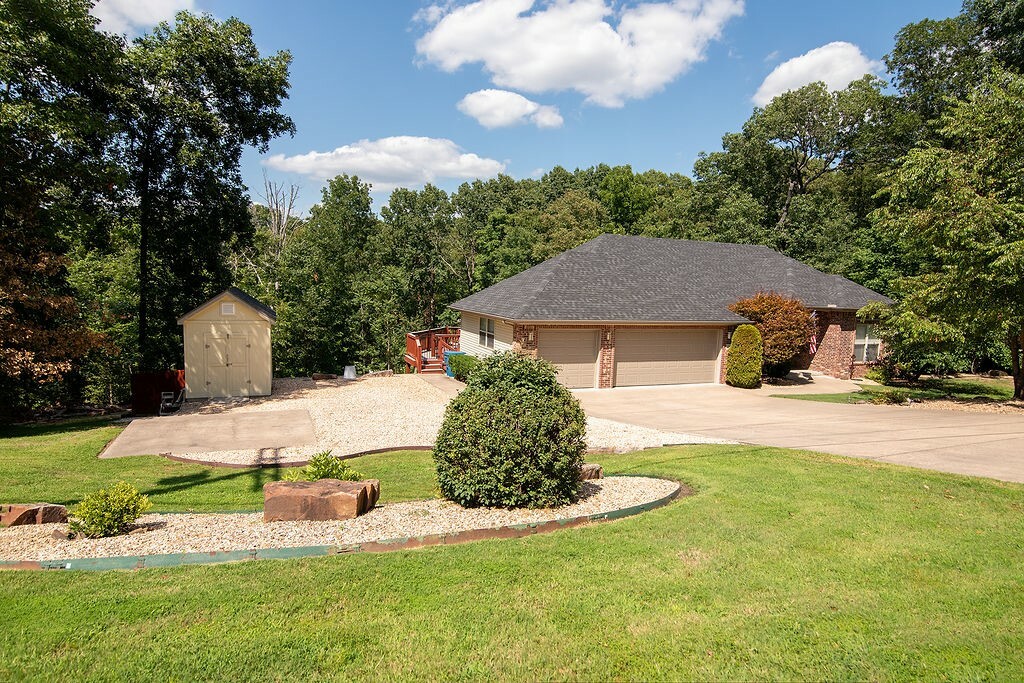 Property Photo:  24 Manchester Drive  AR 72714 